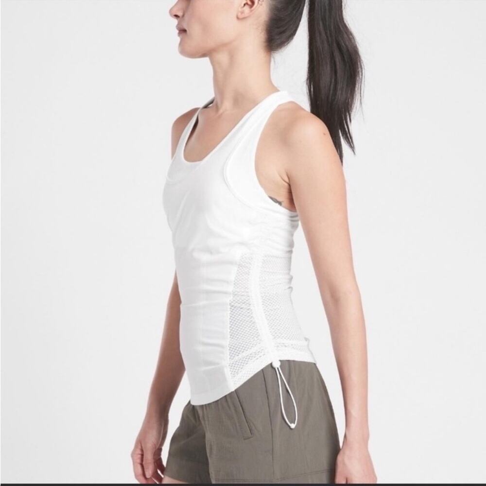 Athleta Yosemite White Tank Size Small